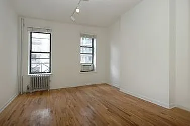 Rented by Blue Star Apartments