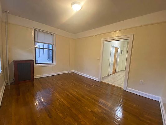 3rd image of 24-29 27th St #1