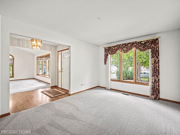2nd image of 1811 Talon Dr