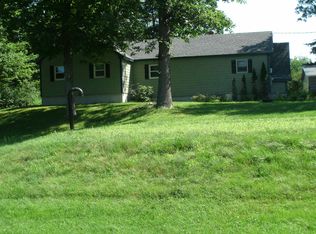45 Winter St, Tilton, NH 03276
