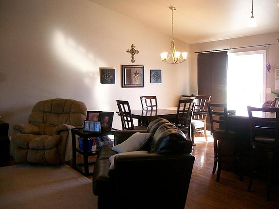 5th image of 2363 41st Ave S