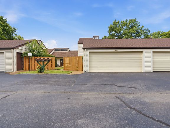 5th image of 4864 Woodview Dr
