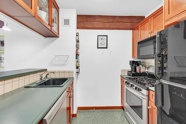 Rented by Douglas Elliman | media 12