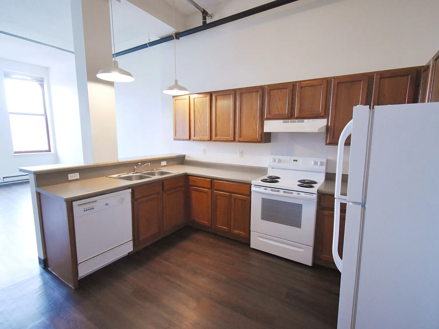 Straus Lofts — Photo 4