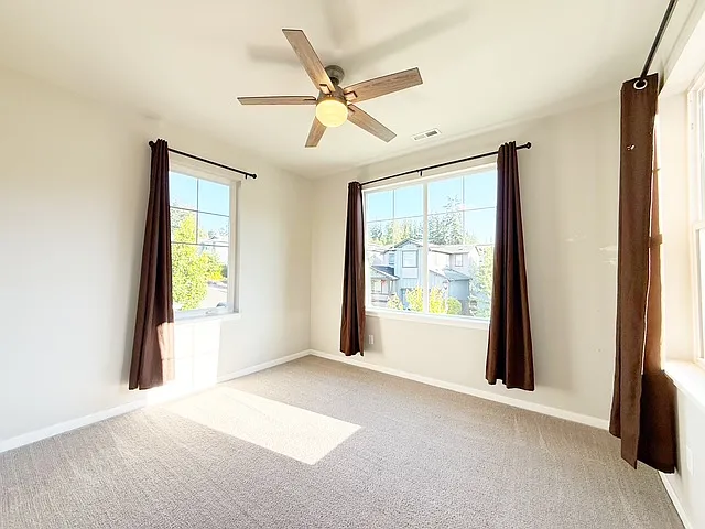 2441 NE Redford St — Photo 30