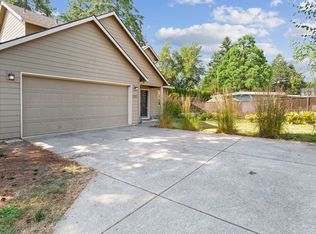 201 W 9th St, Newberg, OR 97132