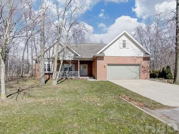 2714 Woodhaven Pl, Findlay, OH 45840