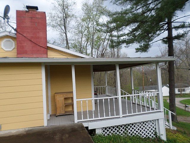 1st image of 3021 Lake Charles Dr