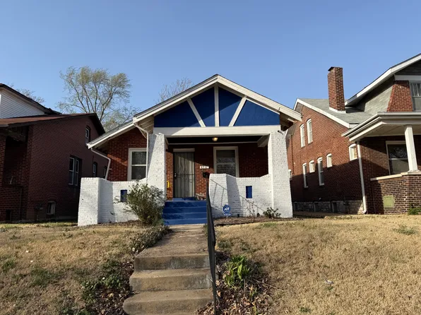 4711 Lewis Pl, Saint Louis, MO 63113