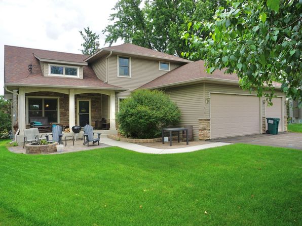 620 Topaz Ln