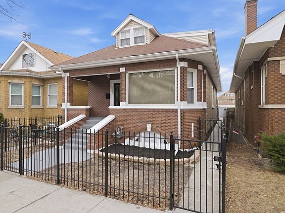 2nd image of 6621 S Fairfield Ave