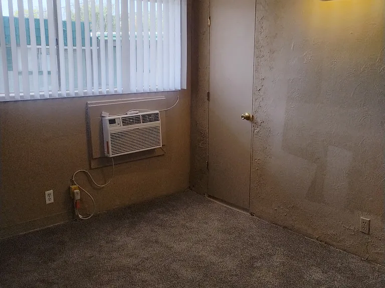 1639 Basin St SW #24 — Photo 15