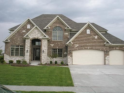 1st image of 21453 Redwood Ln