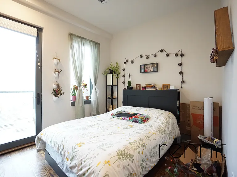 272 Throop Ave #3R — Photo 16