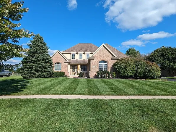 5815 Sherwood Cir, Monclova, OH 43542