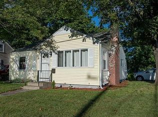 91 Revere St, Pawtucket, RI 02861