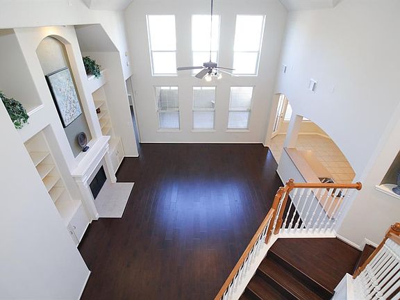 2nd image of 4623 Zachary Ln
