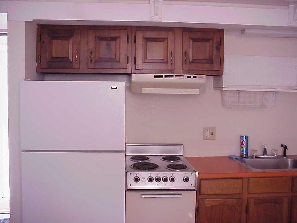 2nd image of 1 N Main St APT 1