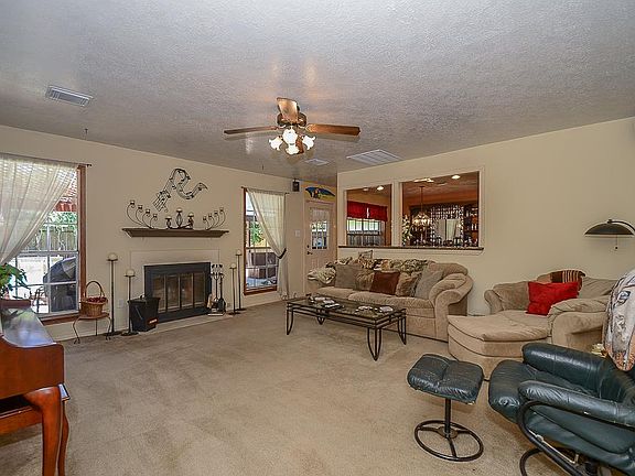 4th image of 24330 Travis House Ln
