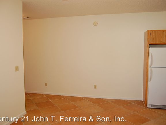 5th image of 2641B S Fletcher Ave