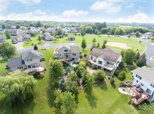 11828 N Meadow Curv, Lindstrom, MN 55045