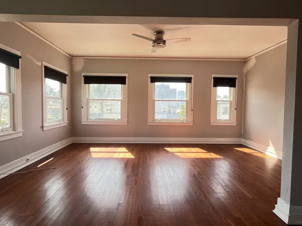 130 Hawthorn St, San Diego, CA 92101