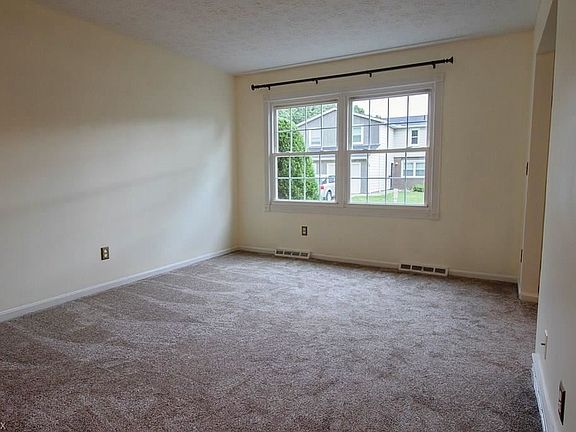 5th image of 6792 Kirkwood Dr