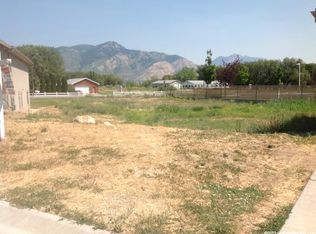 1007 W Park Springs Cir, Pleasant View, UT 84414