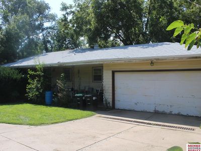 5820 N 78th St, Omaha, NE, 68134