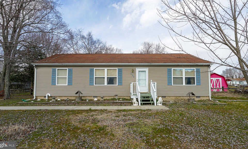 1st image of 111 Gernert Ln