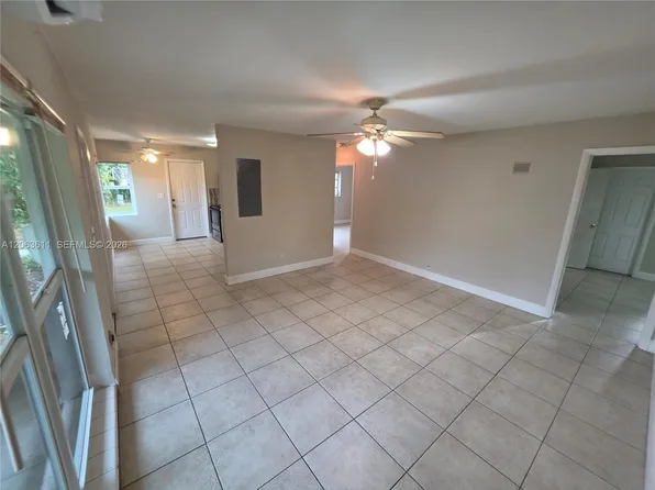 314 SW 1st St, Boca Raton, FL 33432