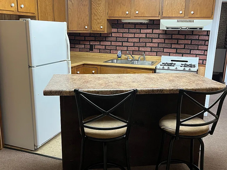 93 Maple St #202 — Photo 5