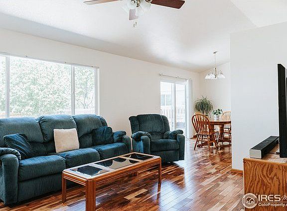 2nd image of 402 Rollingwood Dr