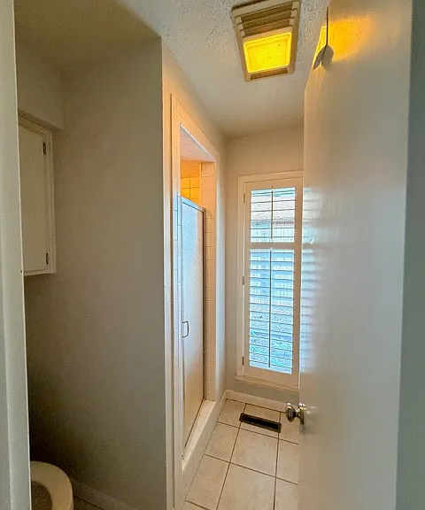 2406 W 10th Ave — Photo 15