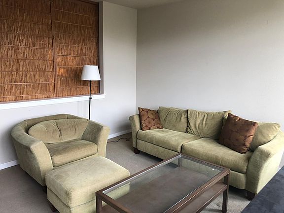4th image of 170 Harbor Square Loop NE Unit 304