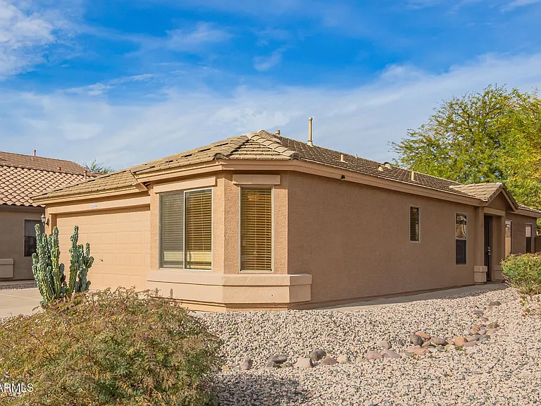42346 W Sunland Dr — Photo 6