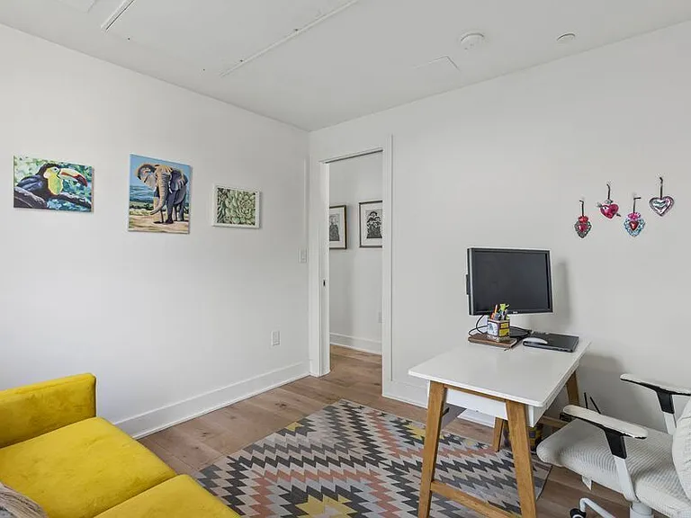 1012 Harvard St NW #7 — Photo 16