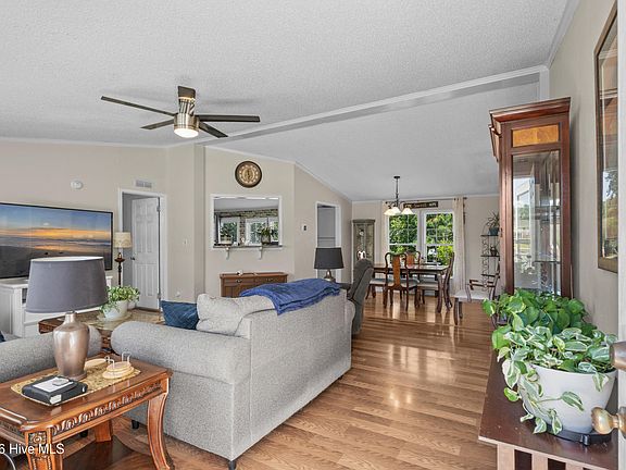 2nd image of 1052 Waterview Lane SW