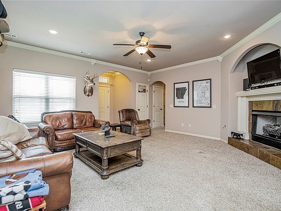4th image of 2360 N Caney Dr