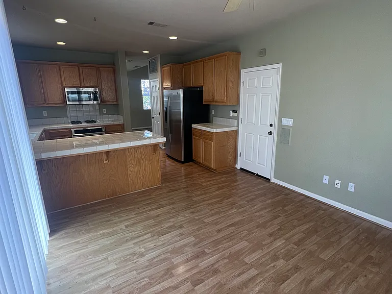 3891 Windham Ct — Photo 11