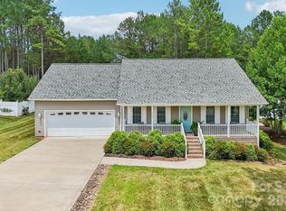 2182 Evergreen Dr, Newton, NC 28658
