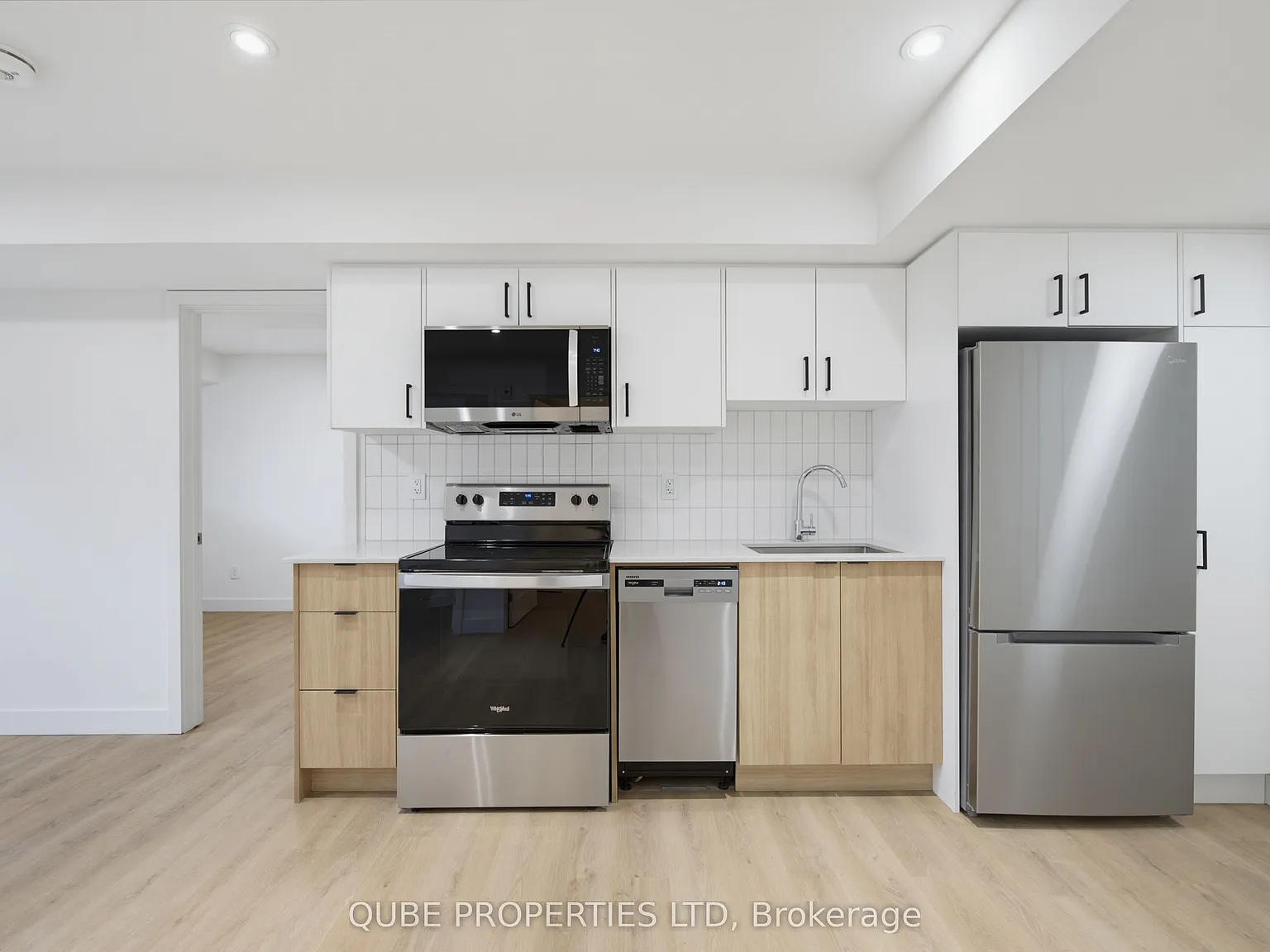2 bed, $2,495 — Photo 4
