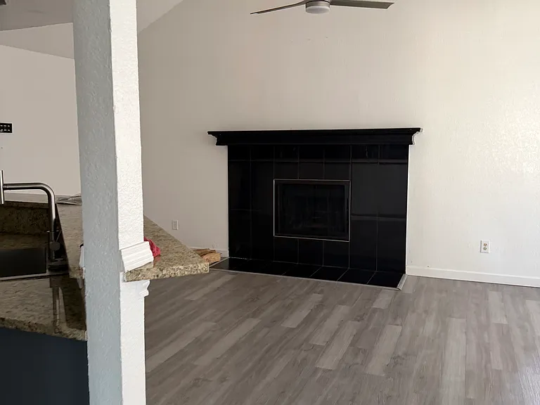 2409 Summer Place Dr — Photo 8