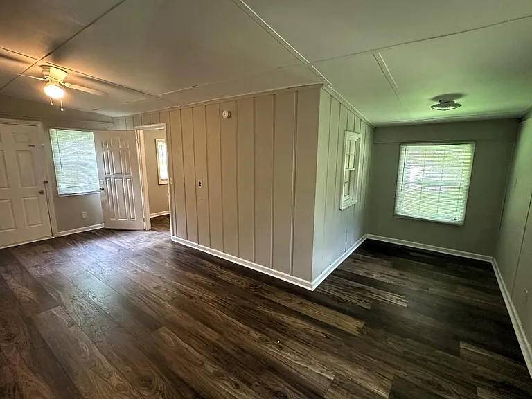 396 Spring Valley Dr SW — Photo 14