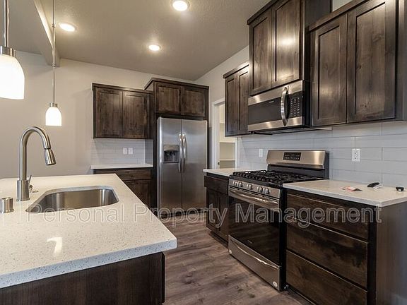 5th image of 8715 NE 43rd Pl