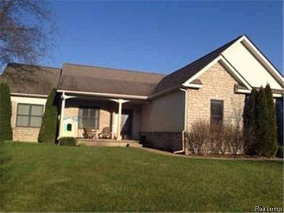 2nd image of 9662 Mohican Ct