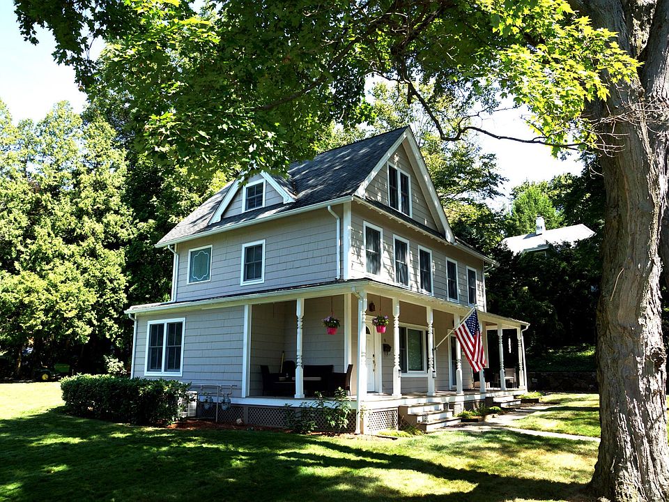 1st image of 91 Hillside Ave #1