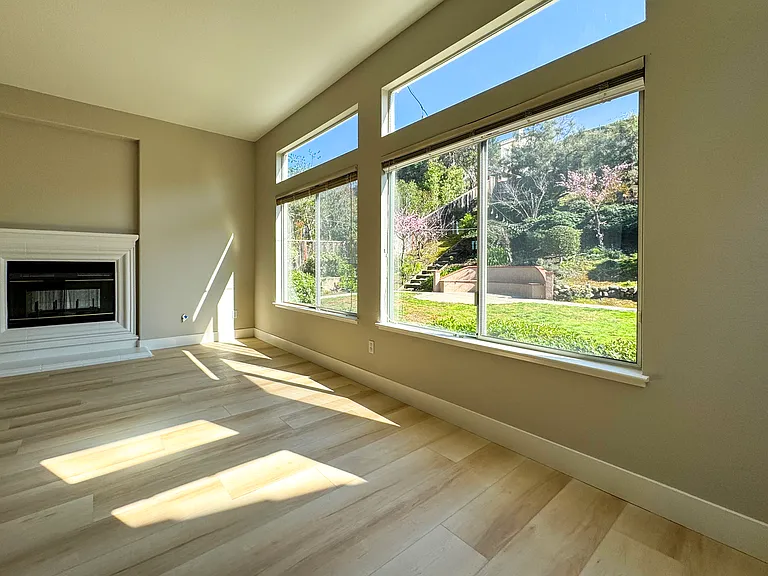 5181 Stone Canyon Dr — Photo 15