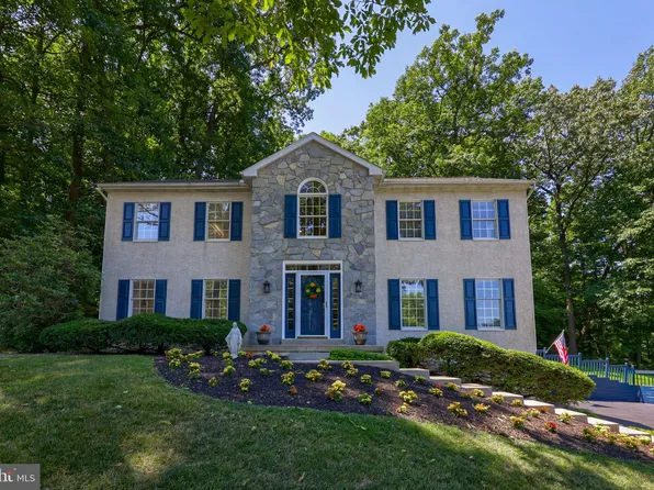 850 Timberline Dr, Gap, PA 17527