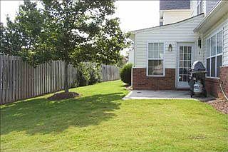 2nd image of 206 Chadwyck Ct